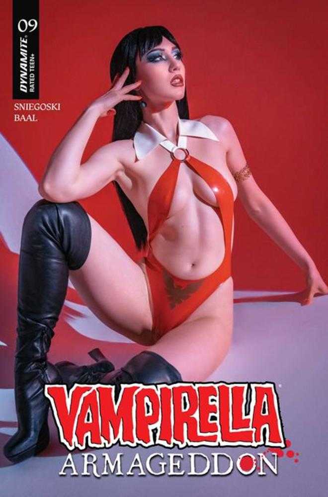 Vampirella Armageddon #9 Portada D Variante Cosplay
